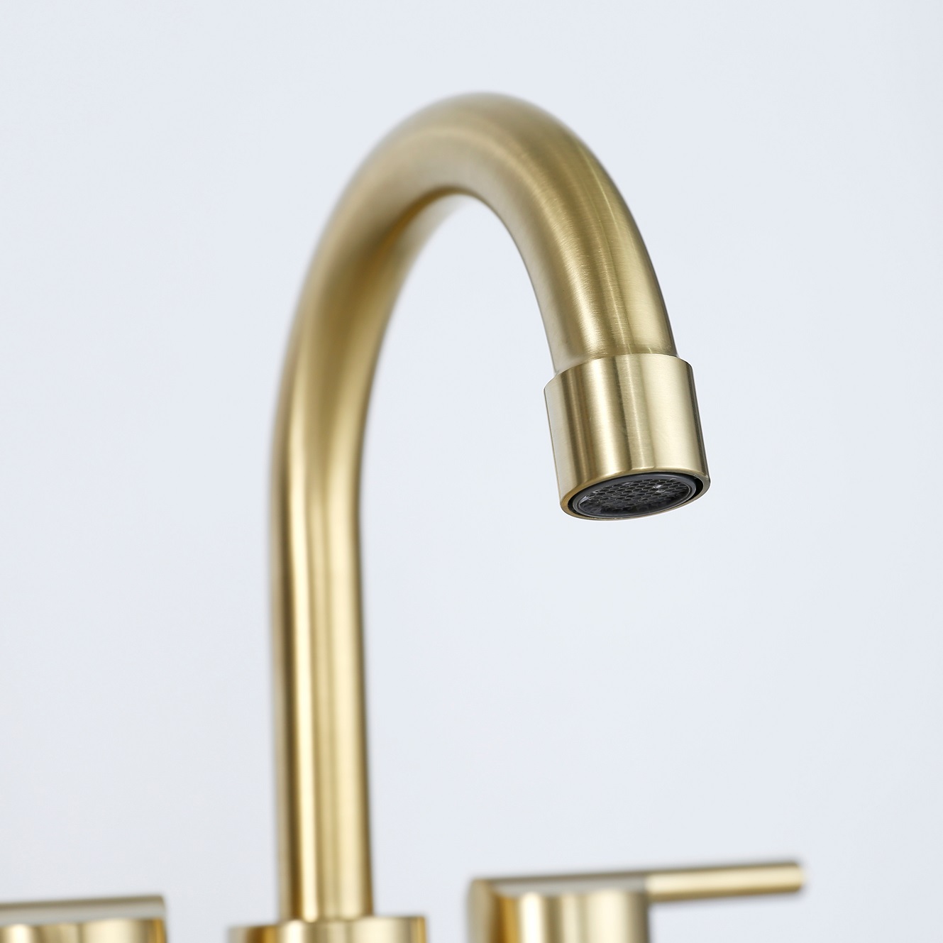 Sly gebürstet Nickel mit niedrigem Kraftwasserkontrollbecken Badezimmer Wasserhahn Wasserhahn
