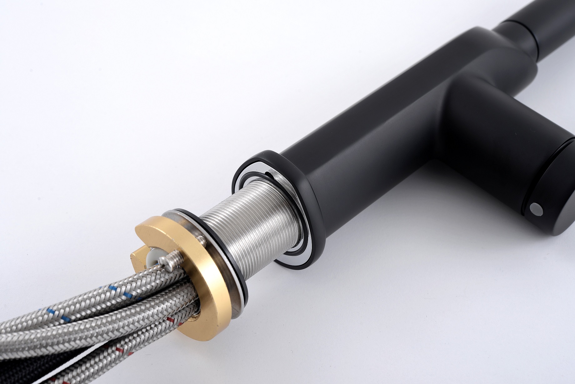 Down Kitchen -Wasserhahn herunterziehen