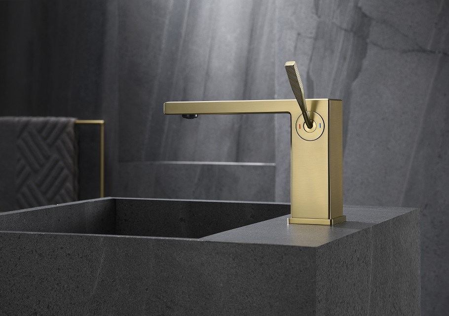 Sly Messing Chrom Bestverkaufte Single Griff Messing Heißer und kaltes Wasser Badezimmer Wasserhahn