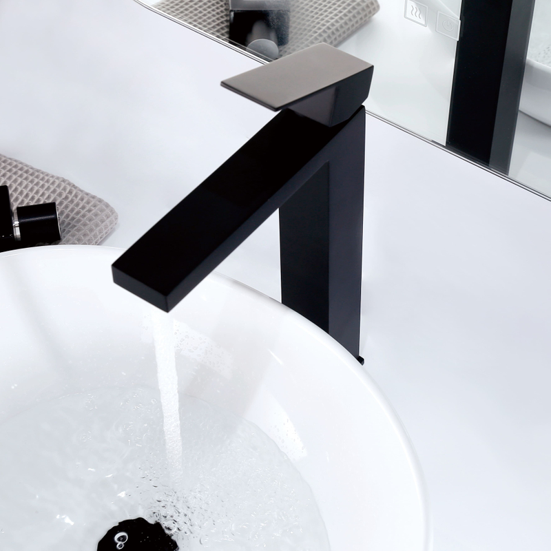 Schlaues schwarzes Messing -Messing -Einzugsbecken Wasserhahn heißer und kaltes Wassermixer Badezimmer