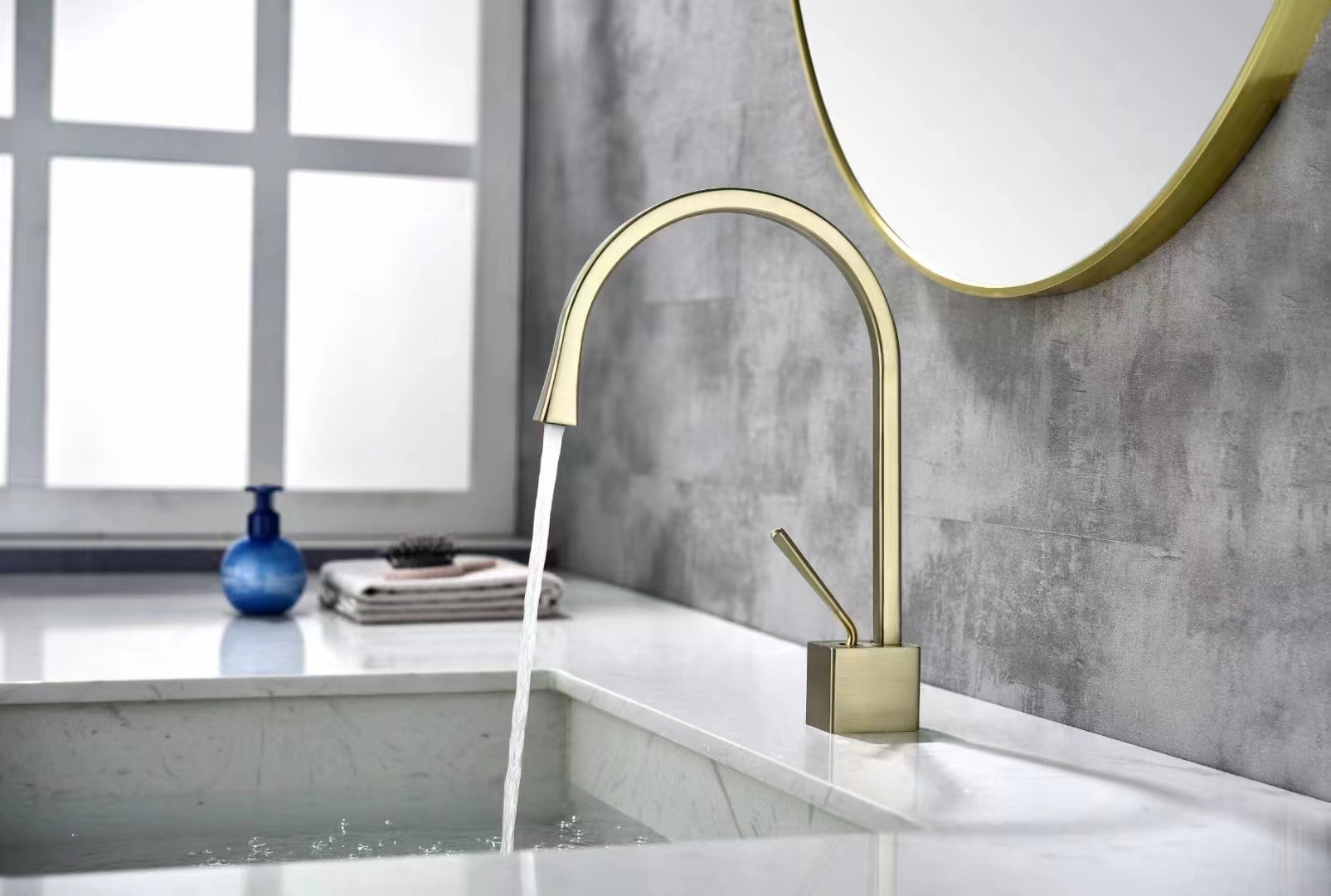 Sly Messing gebürstet Zirkonium Gold Eingriff Becken Chrom Fertiger billiges Zinkbecken Wasserhahn Badezimmer