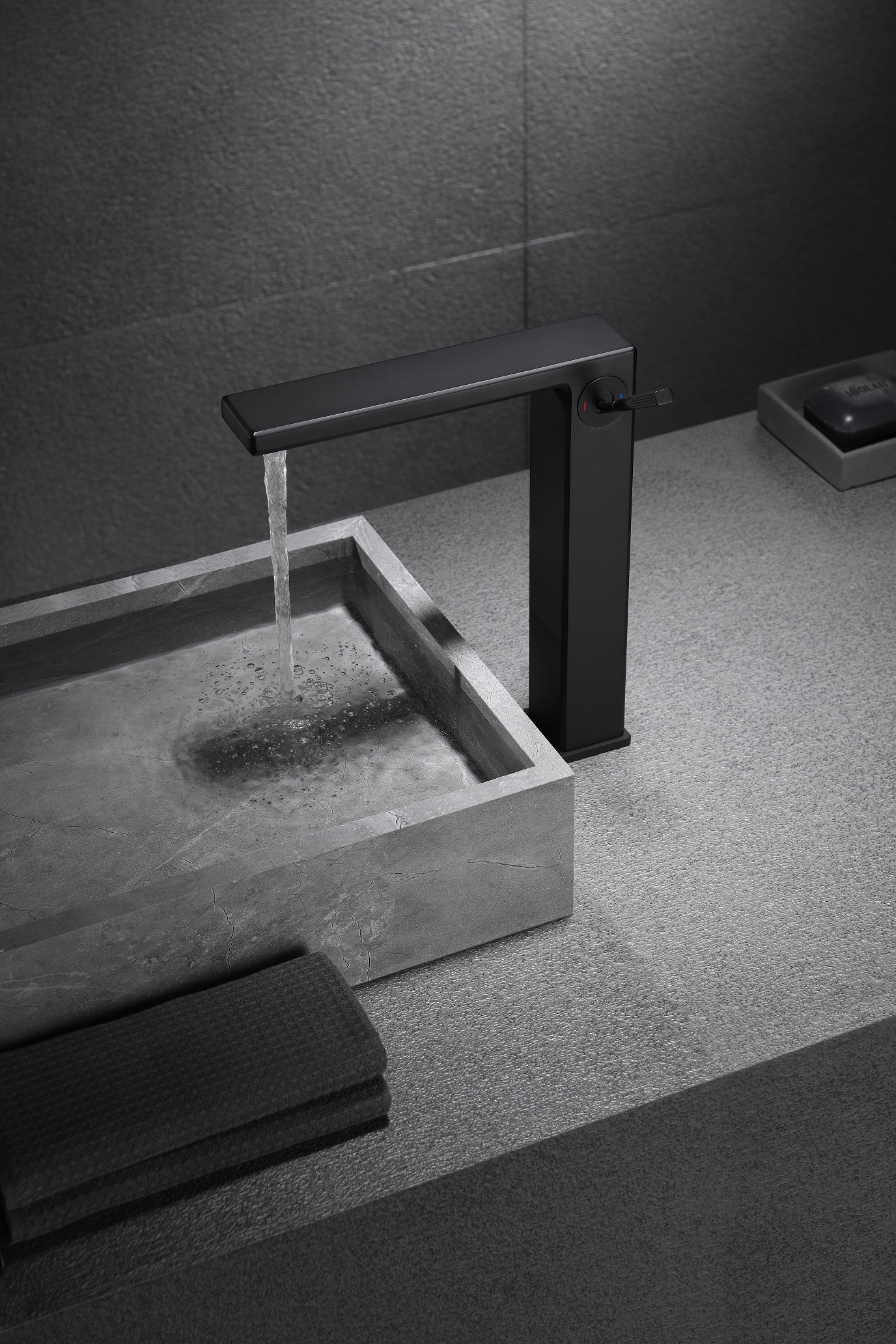 Badezimmerhahn mit Spr&uuml;her