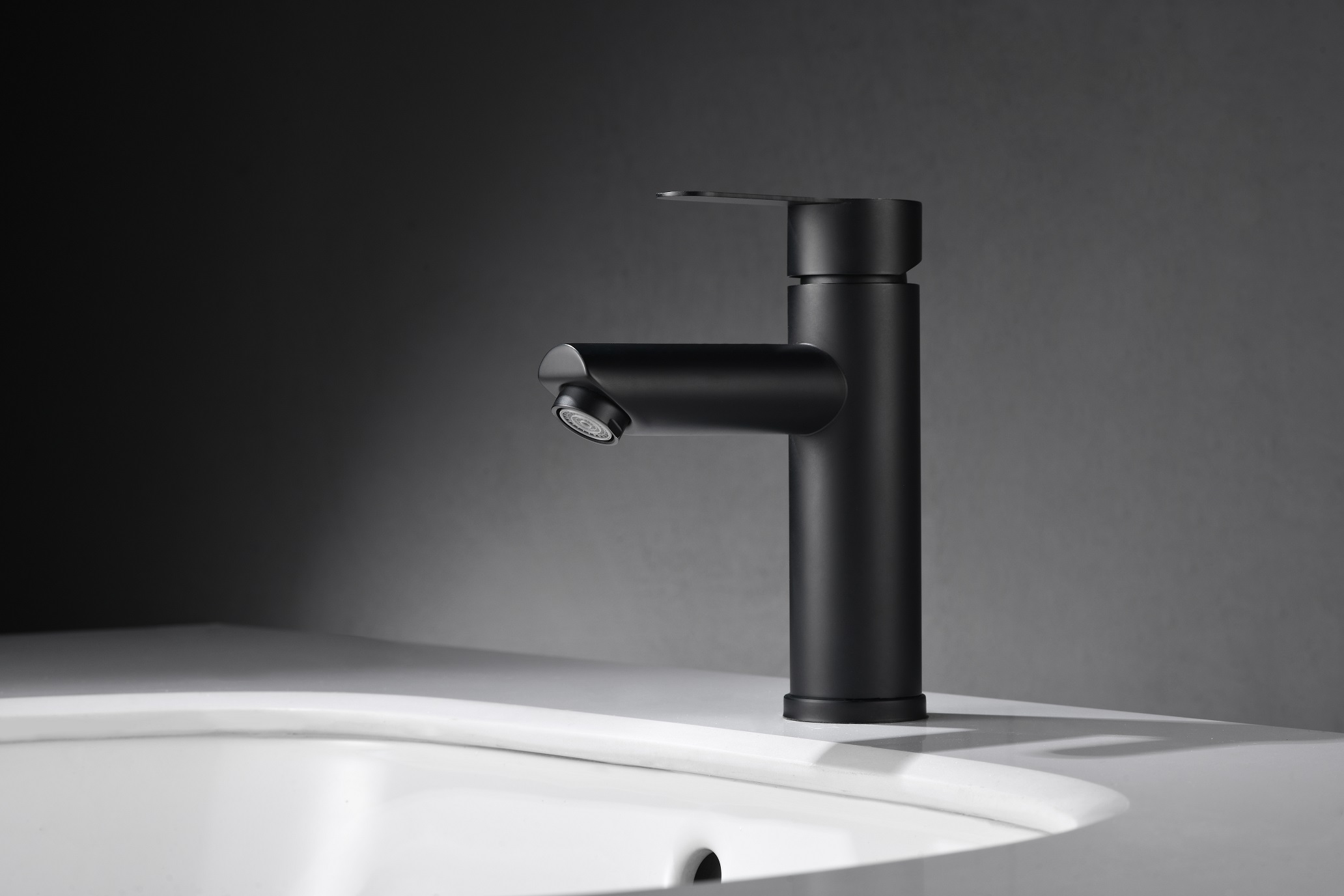 Badezimmerhahn mit einem Griff