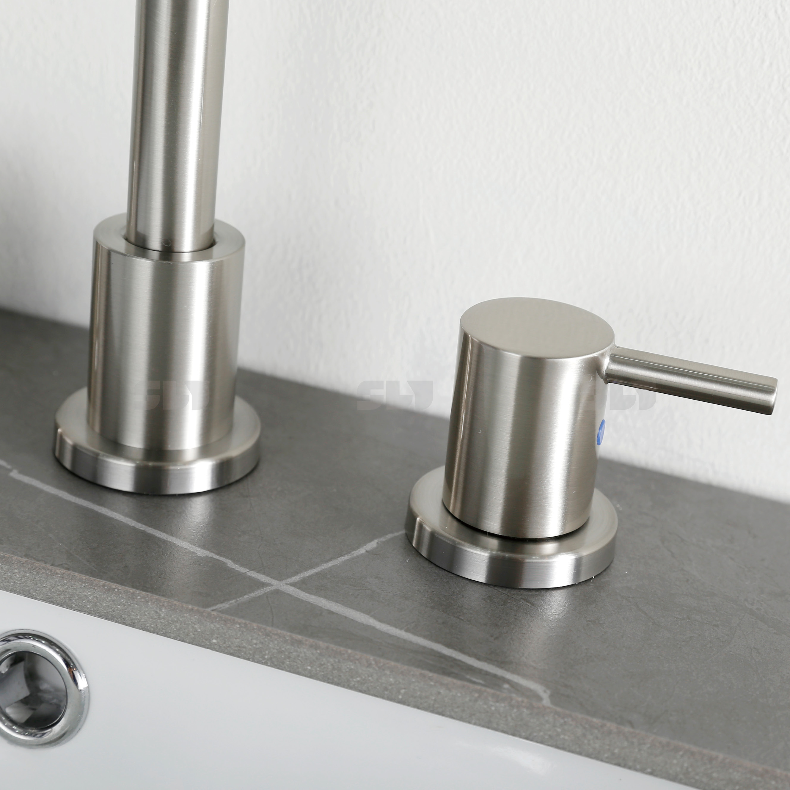3 Löcher 8 Zoll Wasser Wasserhahn Breitbreite Waschbecken Wasserhahnmixer Hähne