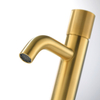 Sly Messing gebürstet Gold Wasserfall Spout Mixer Eingrad